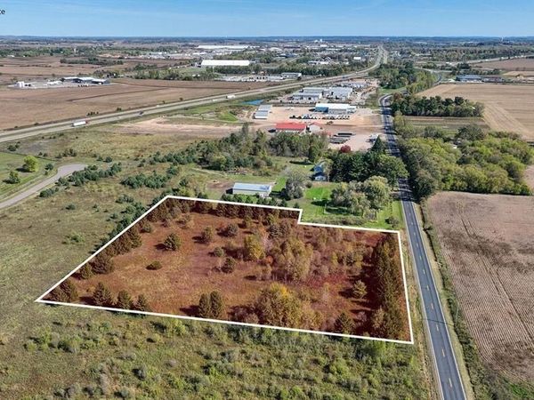 8460 Partridge Road, Eau Claire, WI 54703