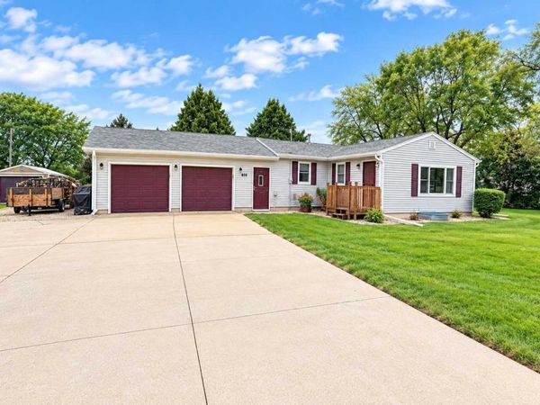 480 Hazeltine Place NE, Owatonna, MN 55060