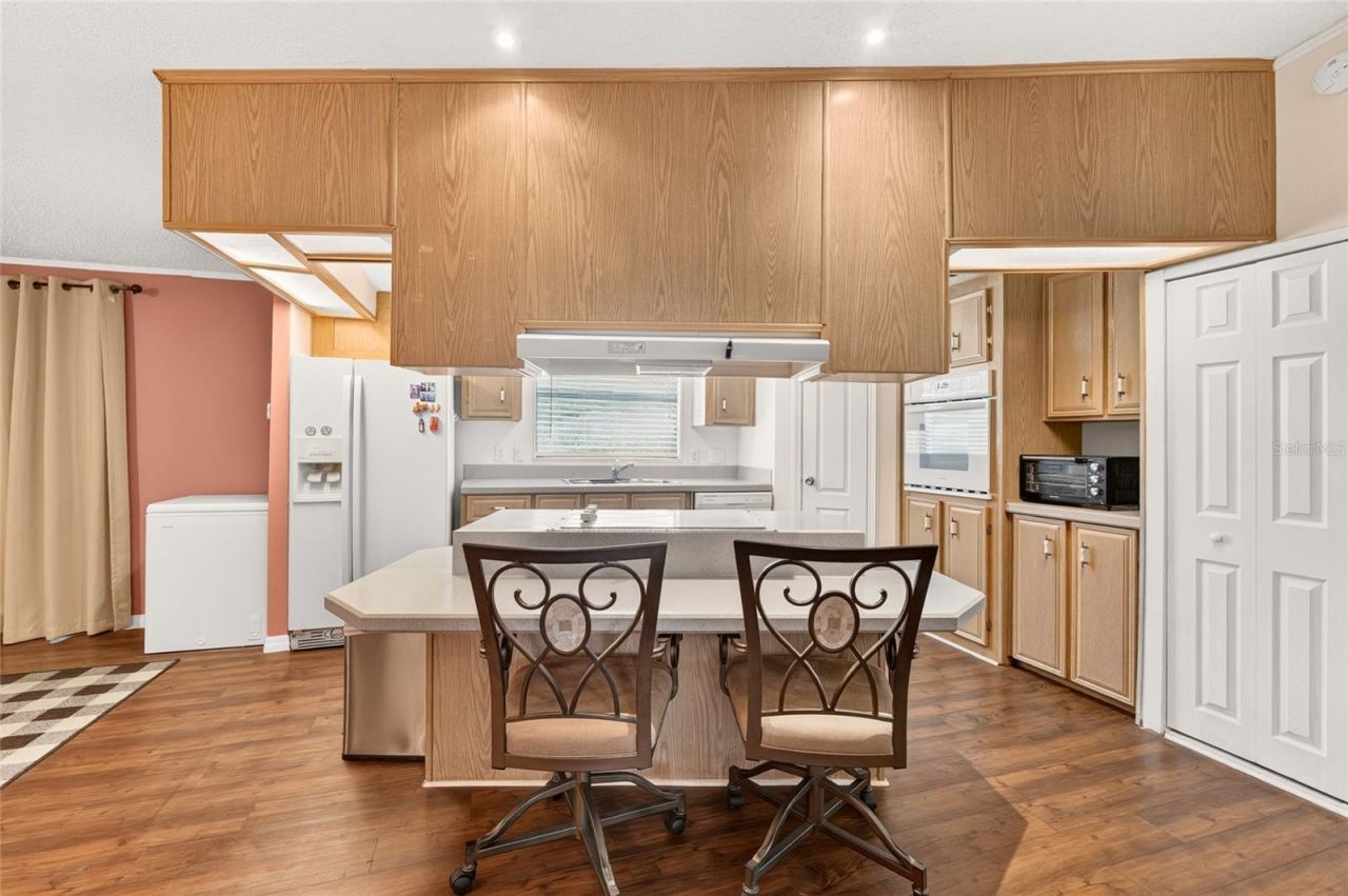 3401 Rainbow Road , Tavares, FL 32778 Photo