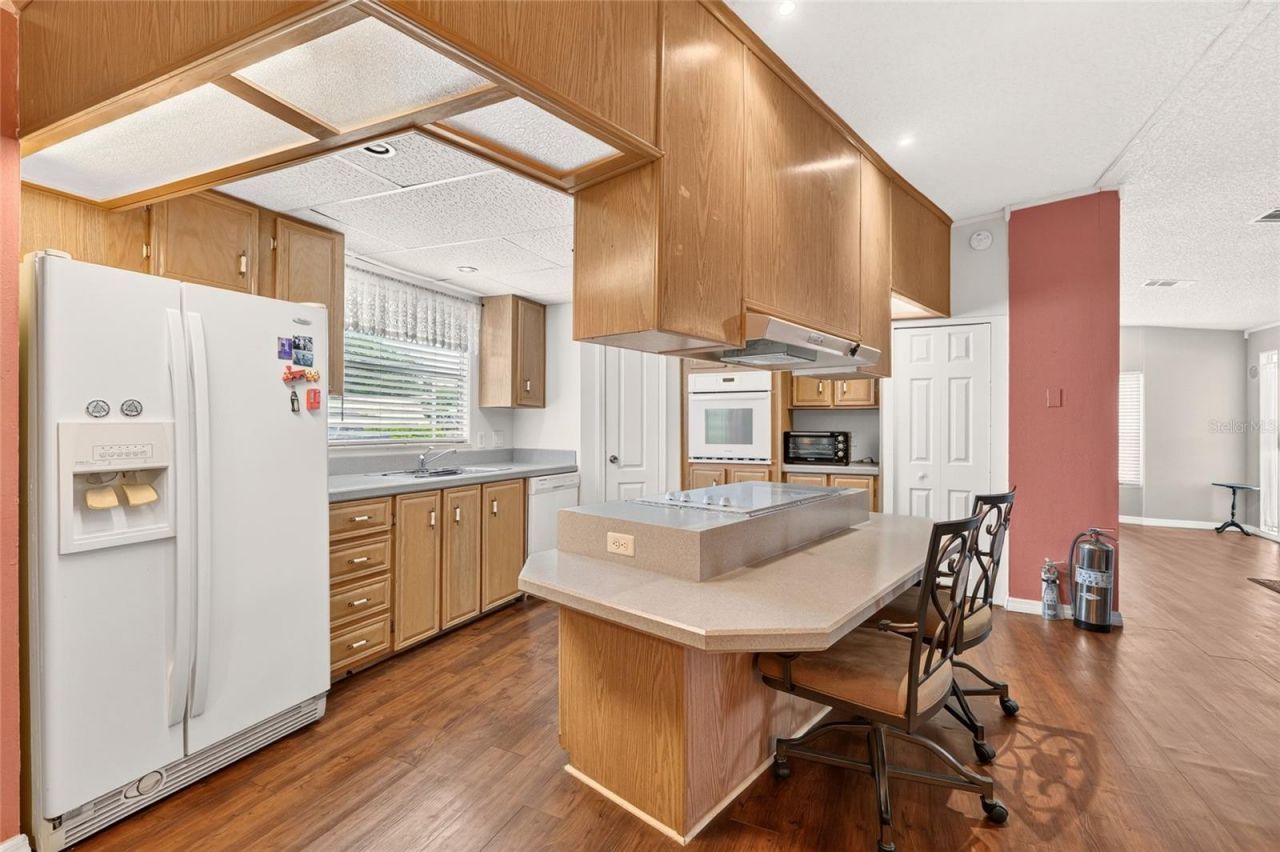 3401 Rainbow Road , Tavares, FL 32778 Photo