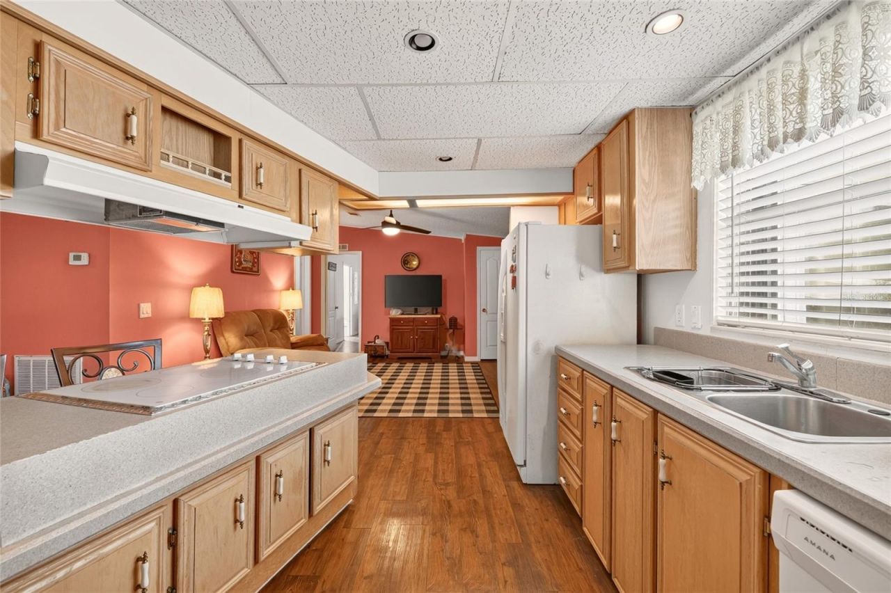 3401 Rainbow Road , Tavares, FL 32778 Photo