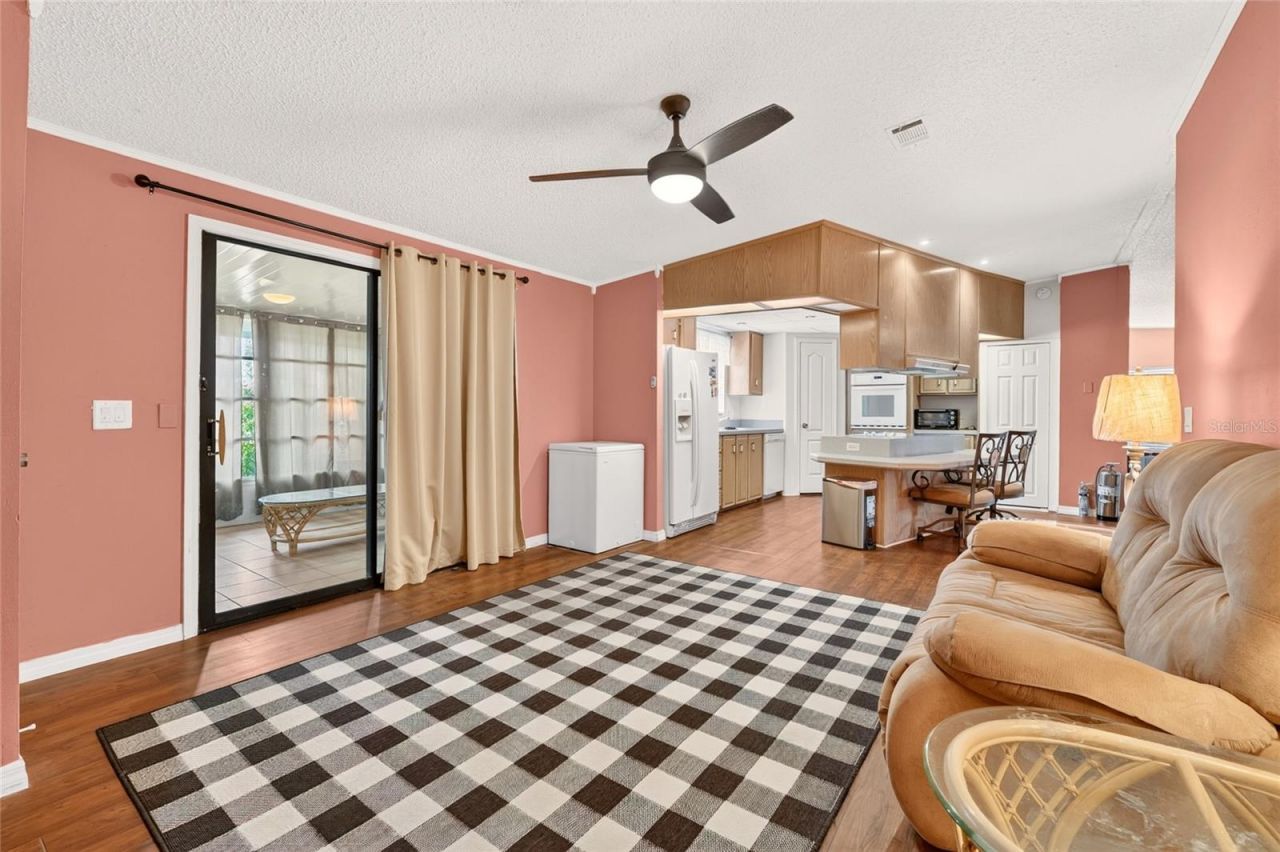 3401 Rainbow Road , Tavares, FL 32778 Photo