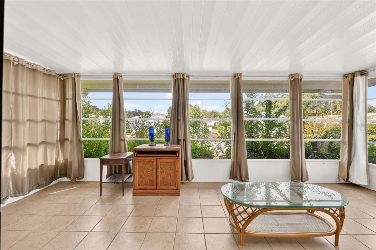 3401 Rainbow Road , Tavares, FL 32778 Photo