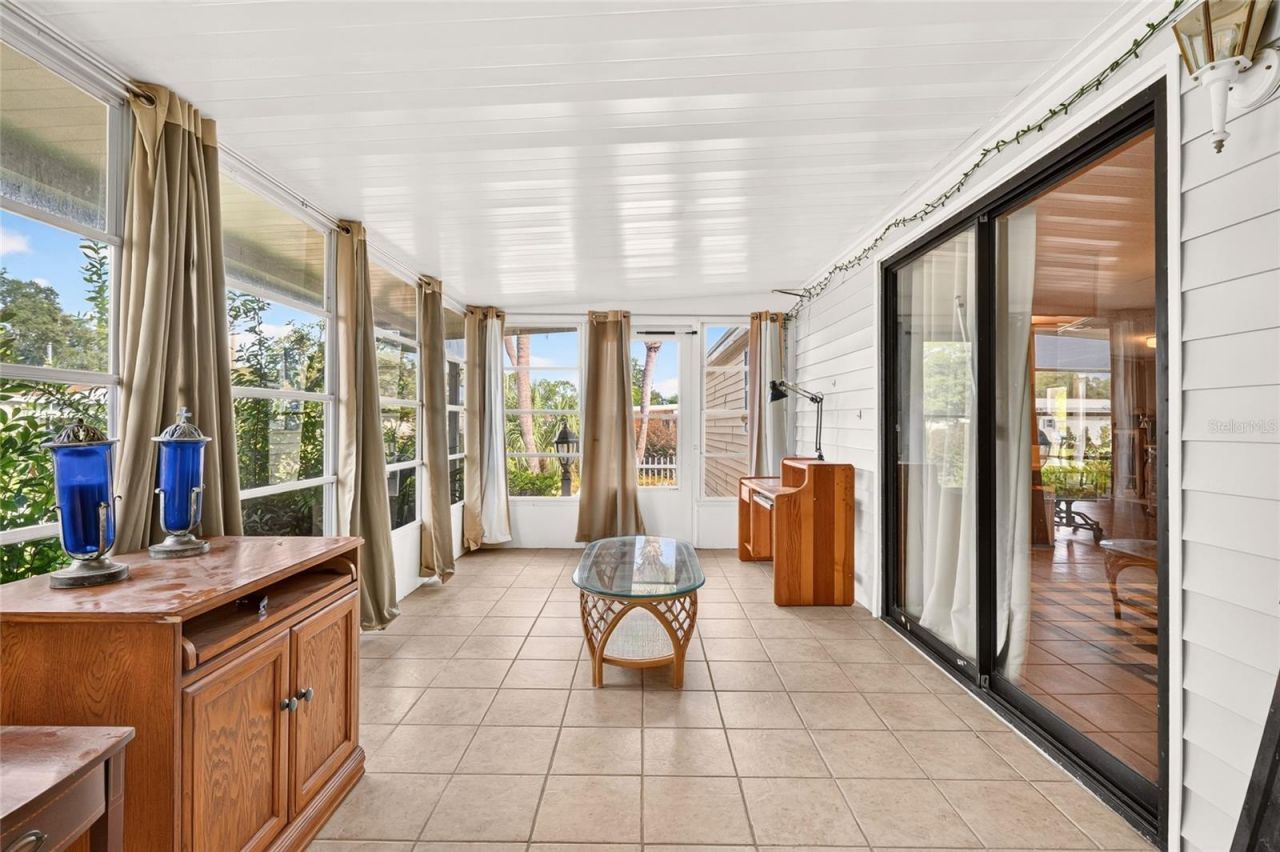 3401 Rainbow Road , Tavares, FL 32778 Photo