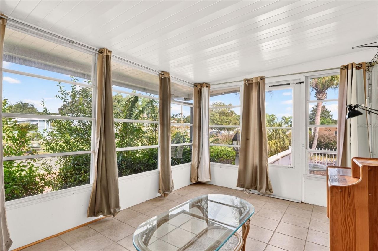 3401 Rainbow Road , Tavares, FL 32778 Photo