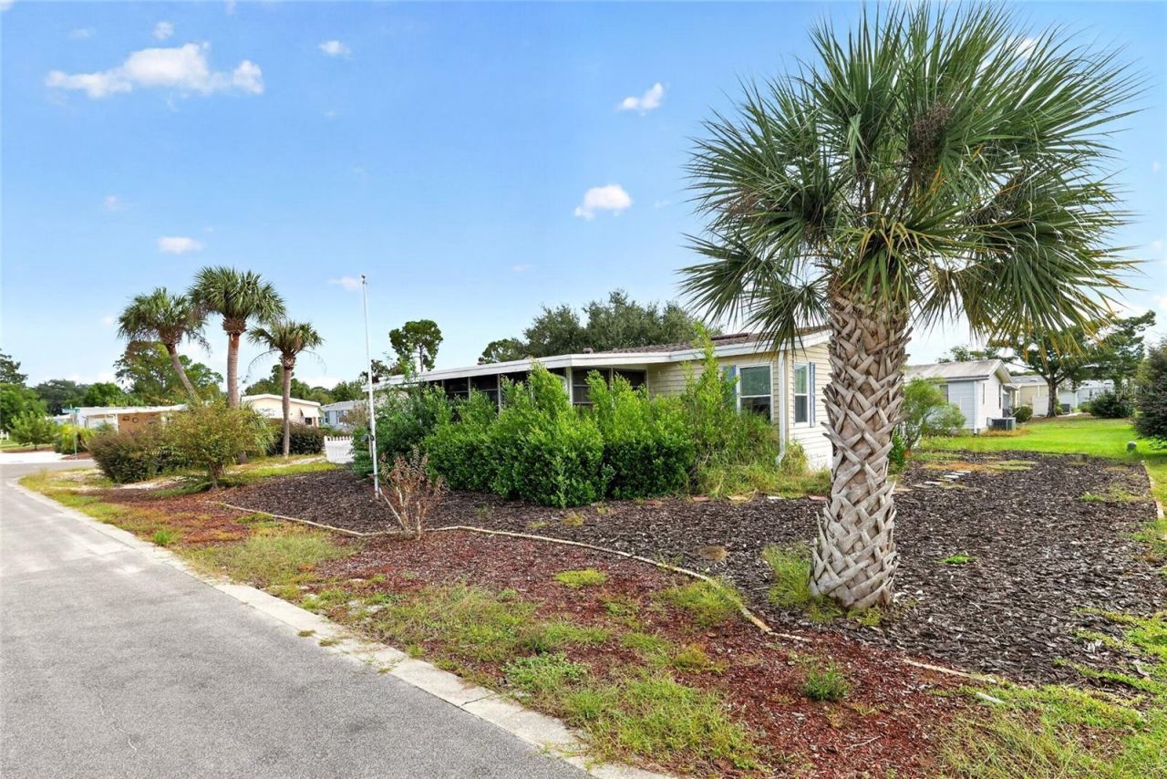 3401 Rainbow Road , Tavares, FL 32778 Photo