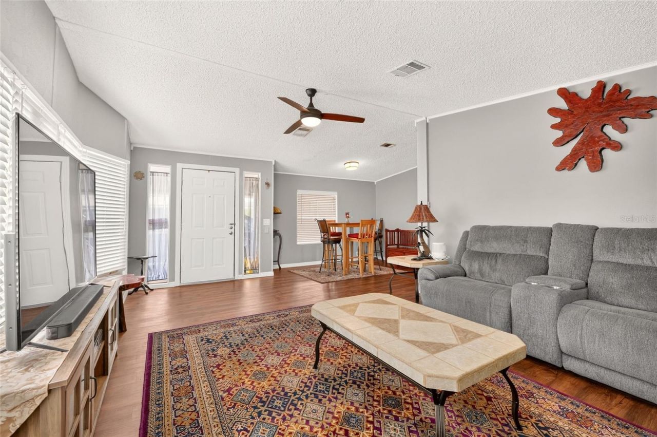 3401 Rainbow Road , Tavares, FL 32778 Photo