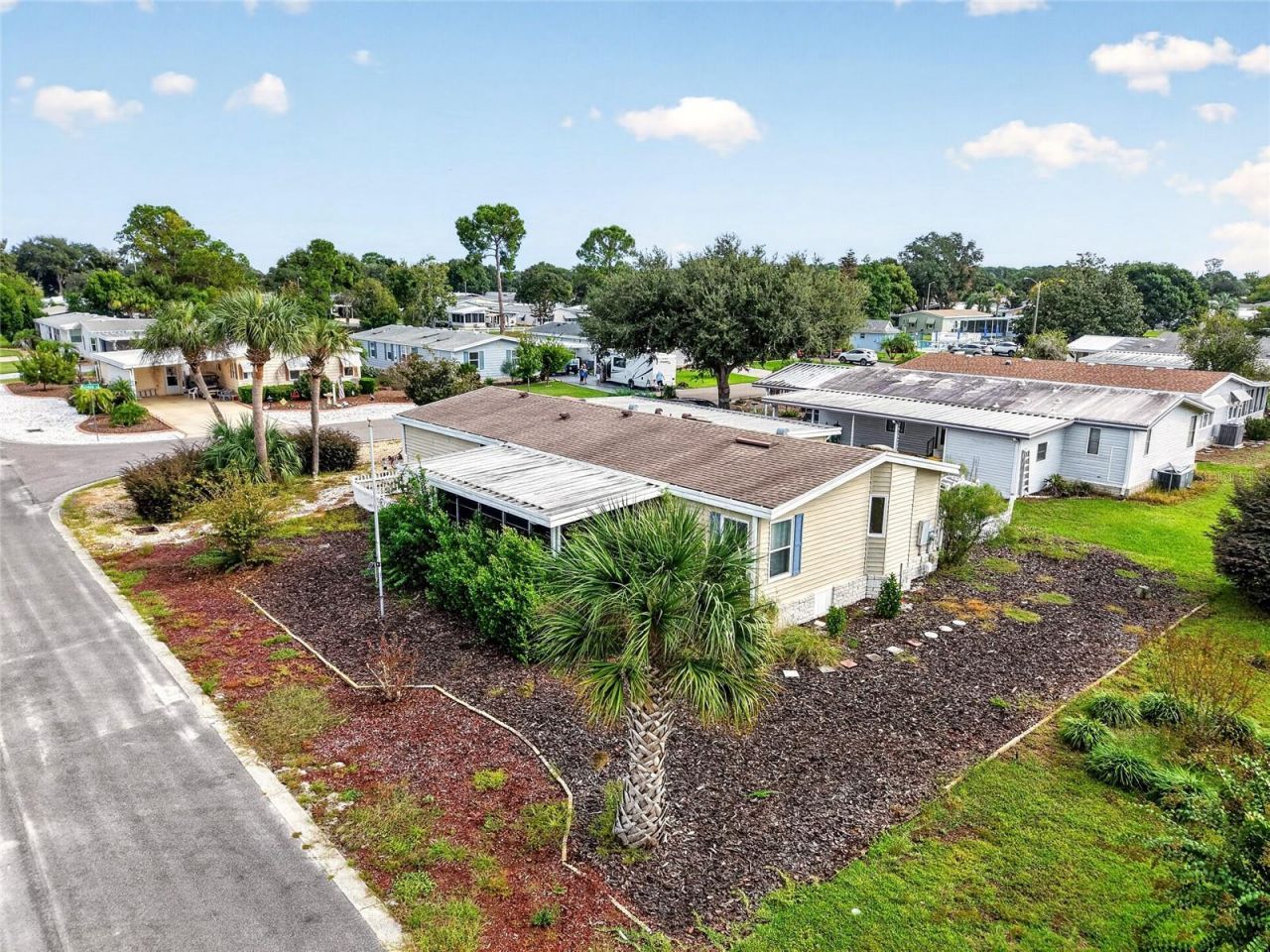 3401 Rainbow Road , Tavares, FL 32778 Photo