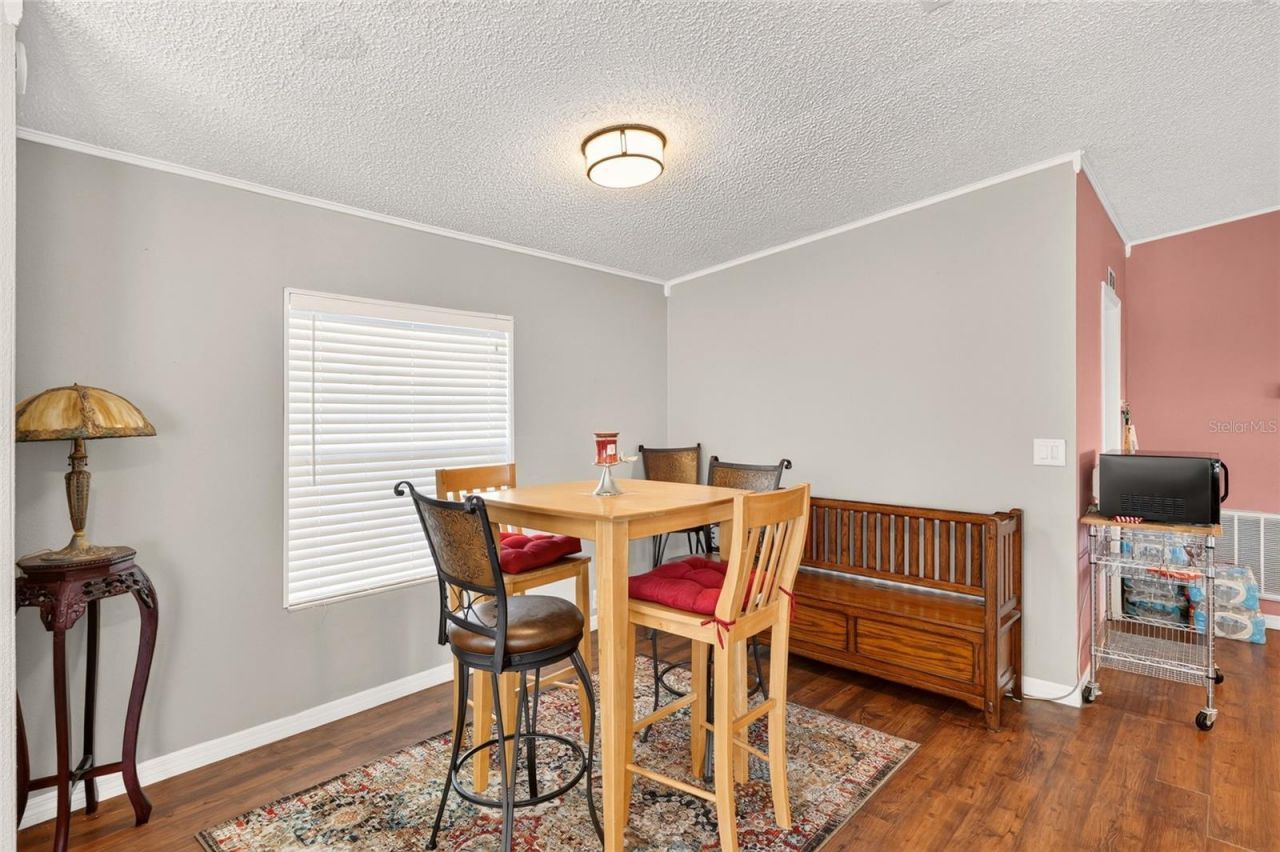 3401 Rainbow Road , Tavares, FL 32778 Photo