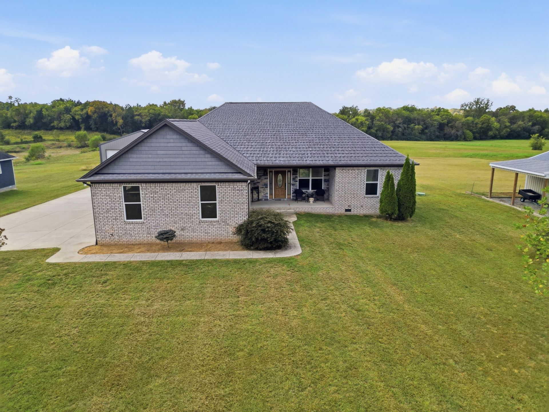 285 Burnley Rd, Hartsville, TN 37074 Main Photo