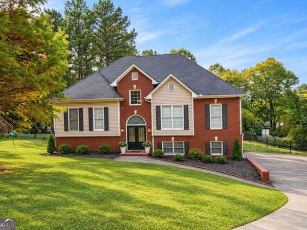 44 Ivy Chase Way NW, Cartersville, GA 30121