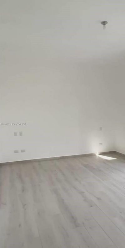1 Cocotal , , VA 23000 Photo