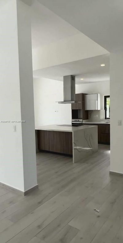 1 Cocotal , , VA 23000 Photo