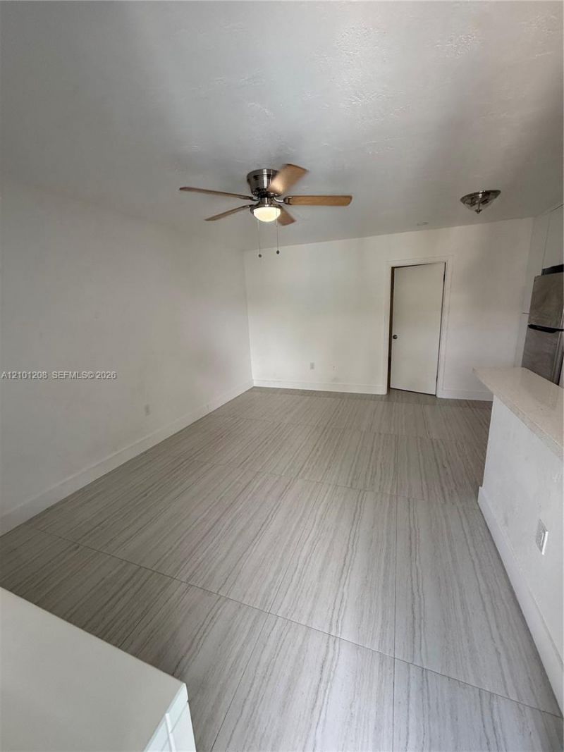 7441 SW 59th Pl , Unit 9, South Miami, FL 33143 Photo