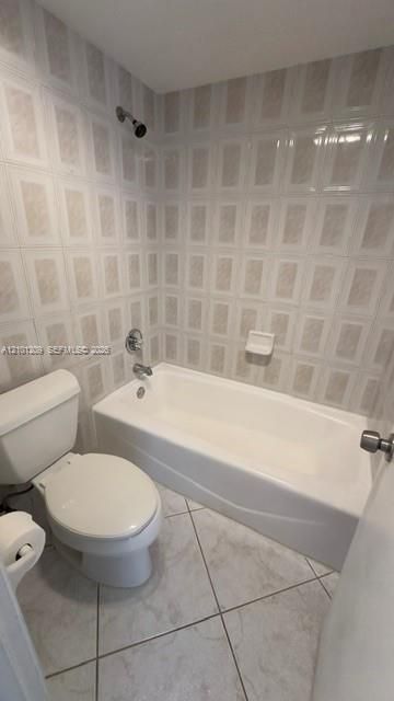 20301 W Country Club Dr , Unit 826, Aventura, FL 33180 Photo