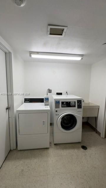 20301 W Country Club Dr , Unit 826, Aventura, FL 33180 Photo