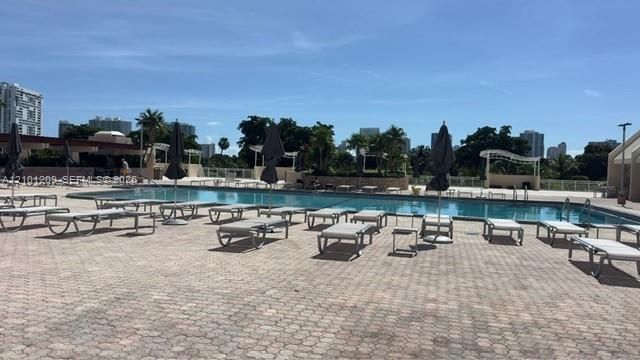 20301 W Country Club Dr , Unit 826, Aventura, FL 33180 Photo
