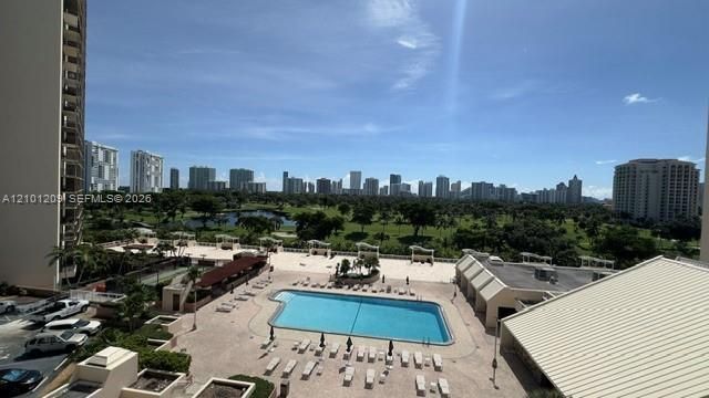 20301 W Country Club Dr , Unit 826, Aventura, FL 33180 Photo