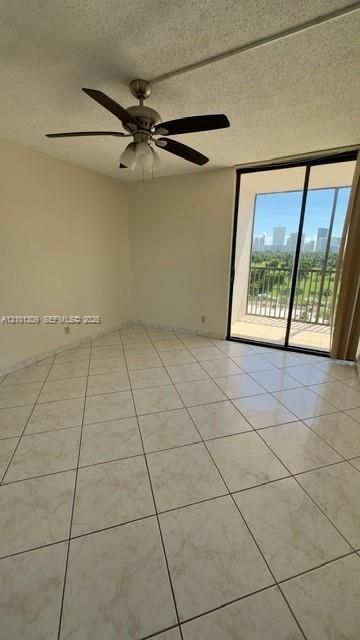 20301 W Country Club Dr , Unit 826, Aventura, FL 33180 Photo