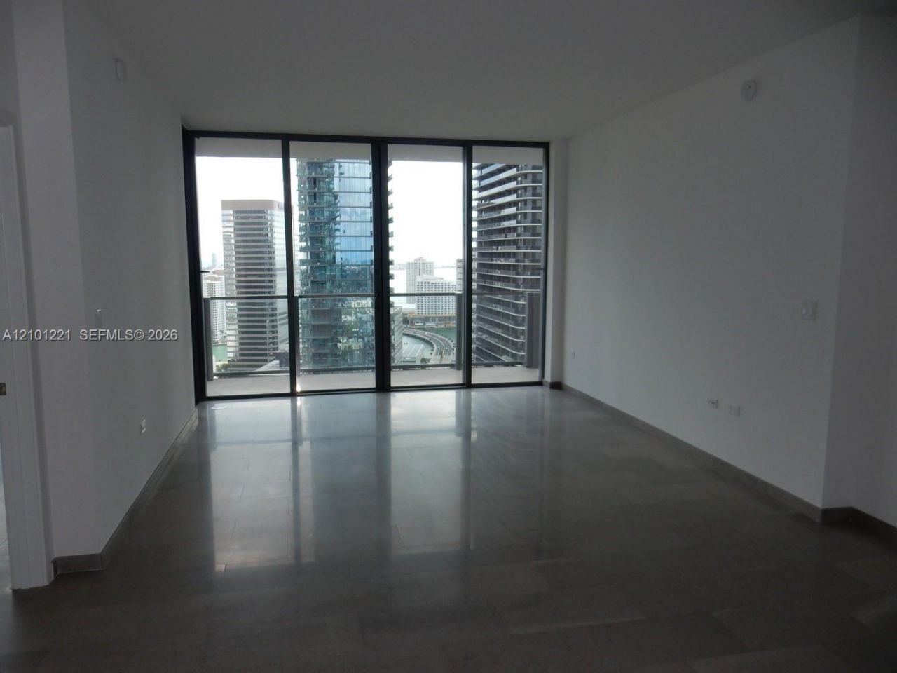 88 SW 7th St , Unit 2703, Miami, FL 33130 Photo
