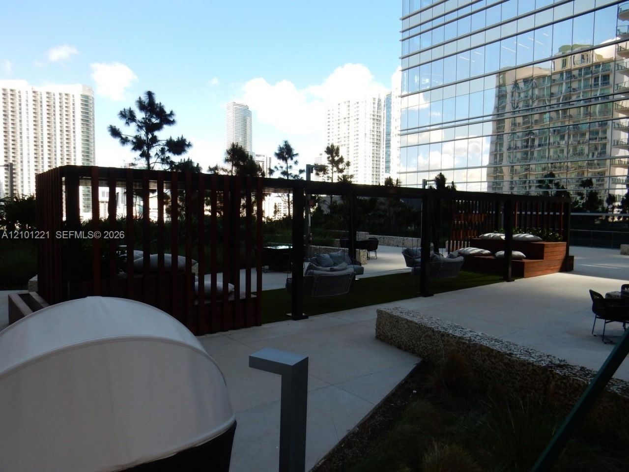 88 SW 7th St , Unit 2703, Miami, FL 33130 Photo