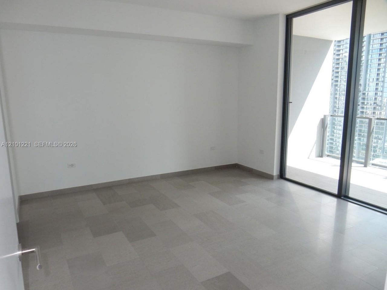 88 SW 7th St , Unit 2703, Miami, FL 33130 Photo