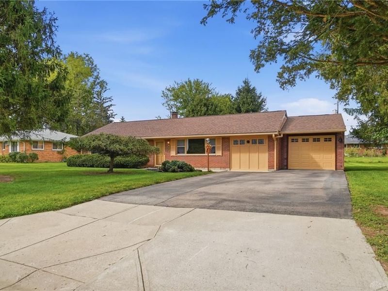 634 Omar Circle, Yellow Springs, OH 45387 Photo 4