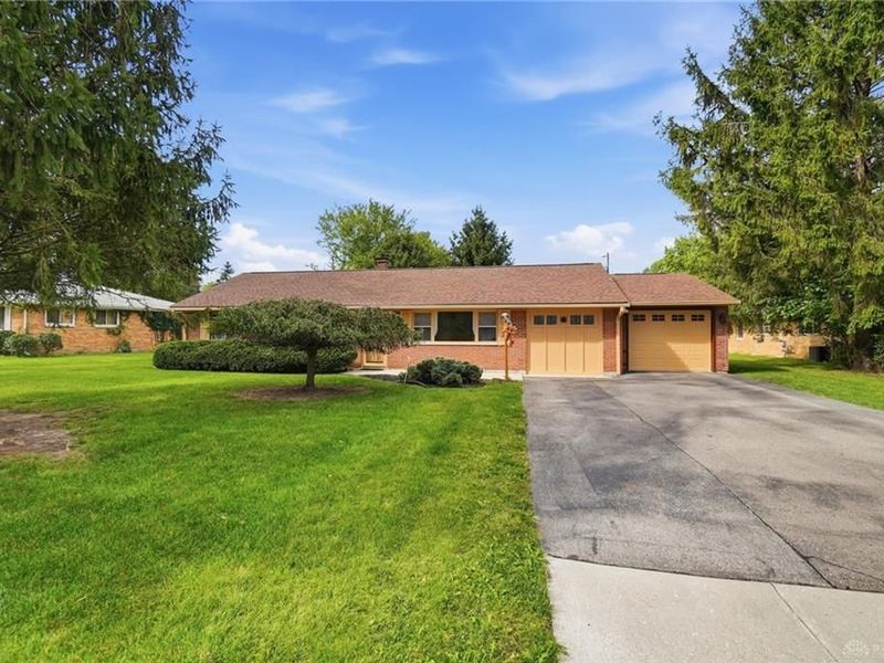 634 Omar Circle, Yellow Springs, OH 45387 Photo 8