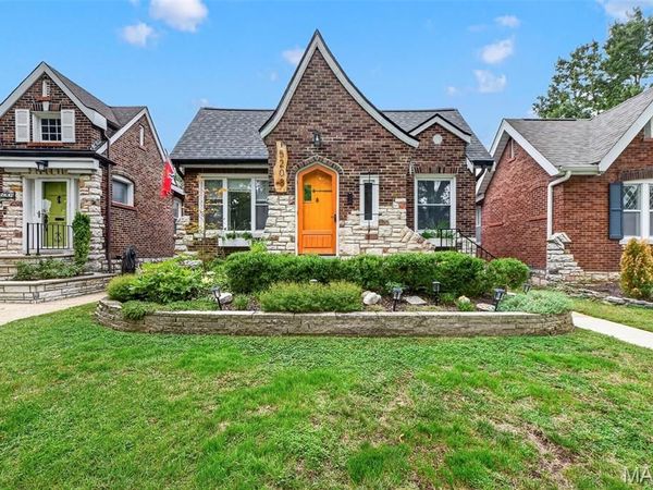 5208 Winona Avenue, St Louis, MO 63109