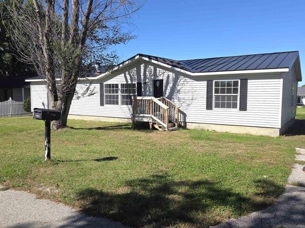 2106 Goose Pond Road, Rochester, IN 46975