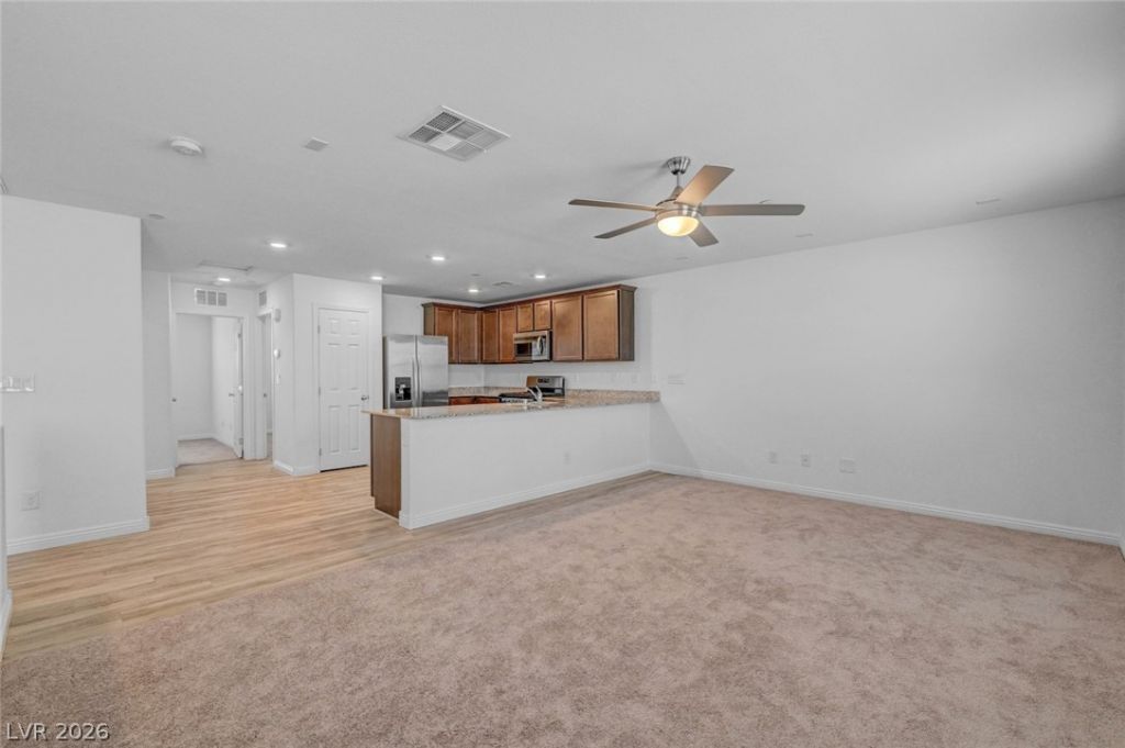 5208 Steep Cliffs Avenue, Las Vegas, NV 89115 Main Photo