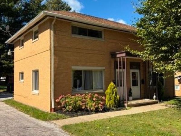 1660-1664 Bailey Road , Cuyahoga Falls, OH 44221