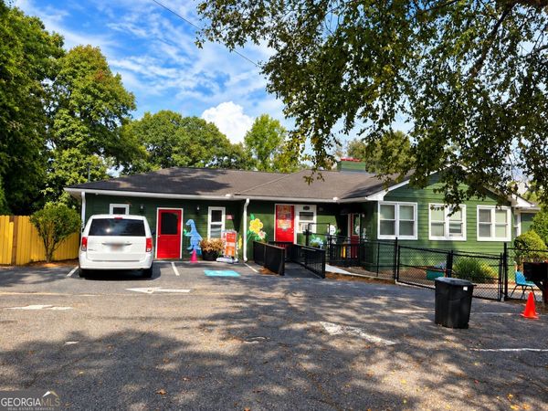 4032 Rockbridge Road, Stone Mountain, GA 30083