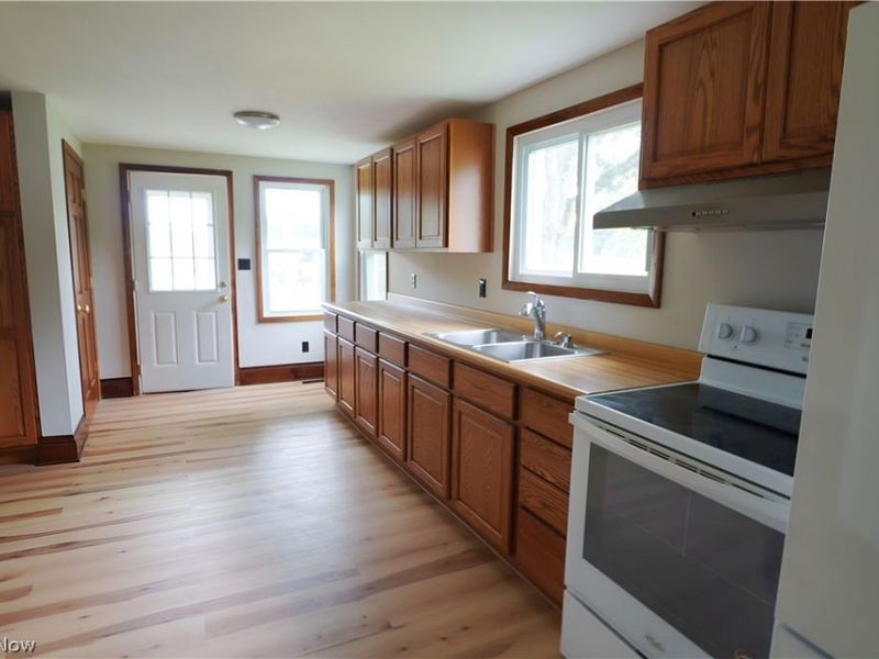 292 2nd Street SE, Carrollton, OH 44615 Photo 10