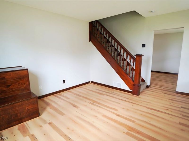 292 2nd Street SE, Carrollton, OH 44615 Photo 13