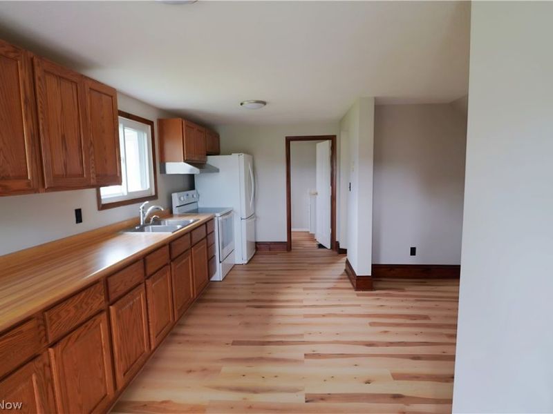 292 2nd Street SE, Carrollton, OH 44615 Photo 7
