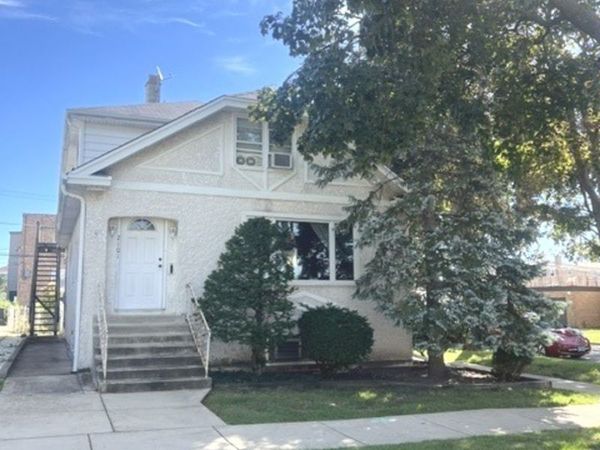 2101 N 73rd Avenue , Elmwood Park, IL 60707
