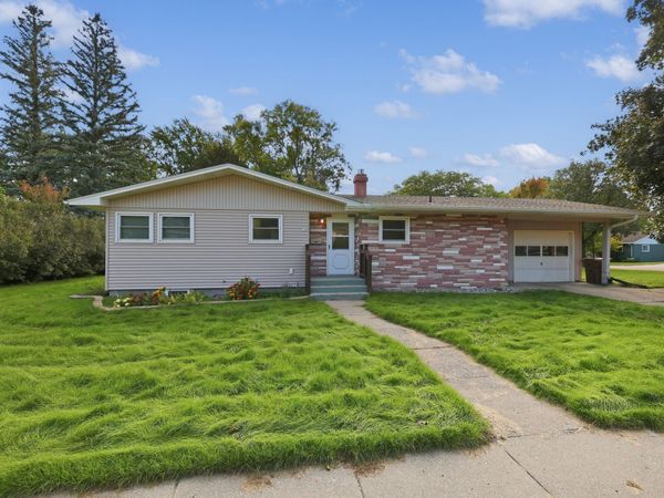 120 Jefferson Avenue, Brookings, SD 57006