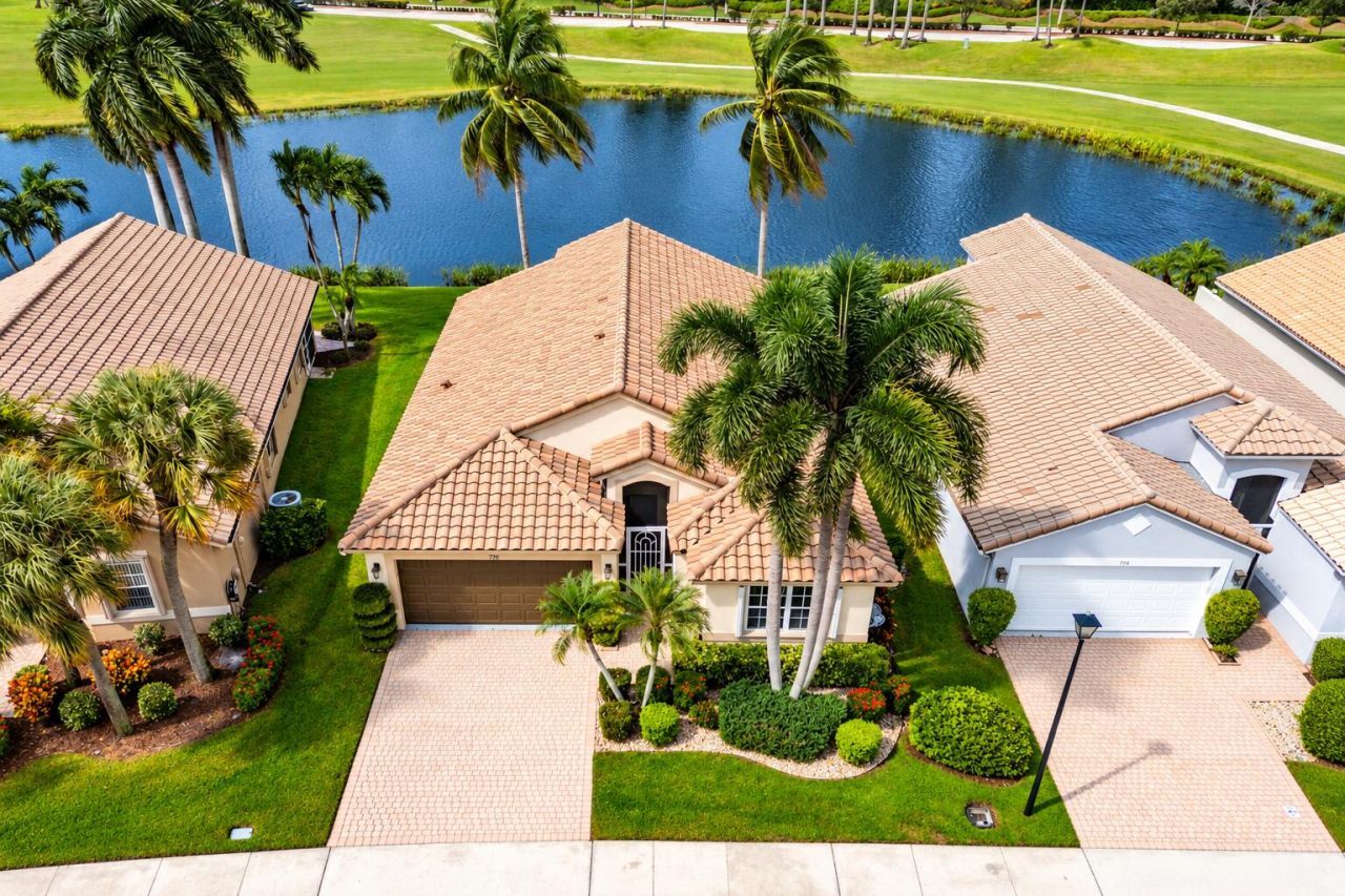 7289 Haviland Circle, Boynton Beach, FL 33437 Photo