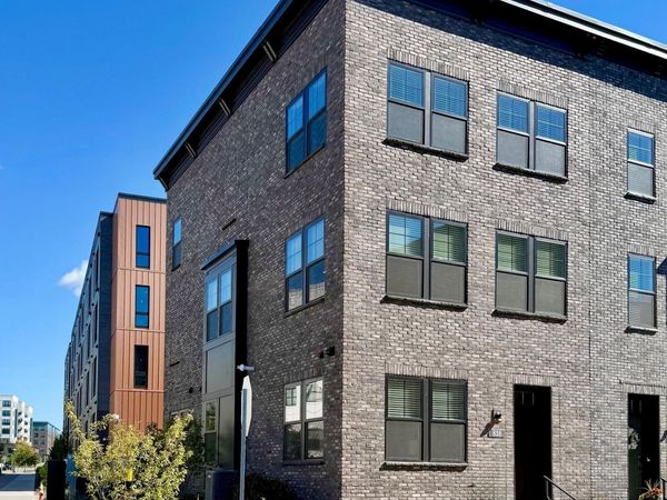 838 Woodlawn Avenue, Saint Paul, MN 55116