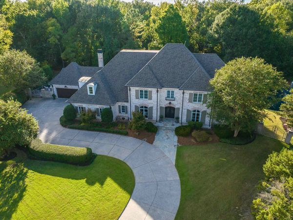 9260 GWYNN HOLLOW CV, Germantown, TN 38139
