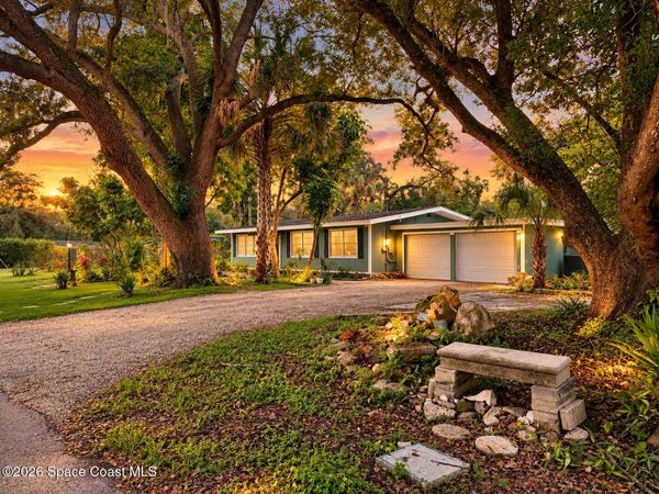 6890 Ward Parkway , Melbourne Village, FL 32904