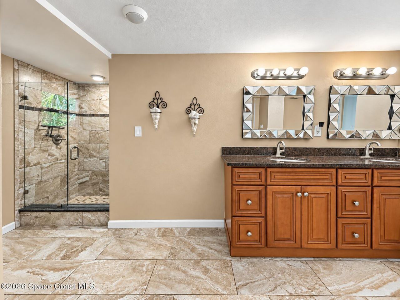 6890 Ward Parkway, Melbourne Village, FL 32904 Photo