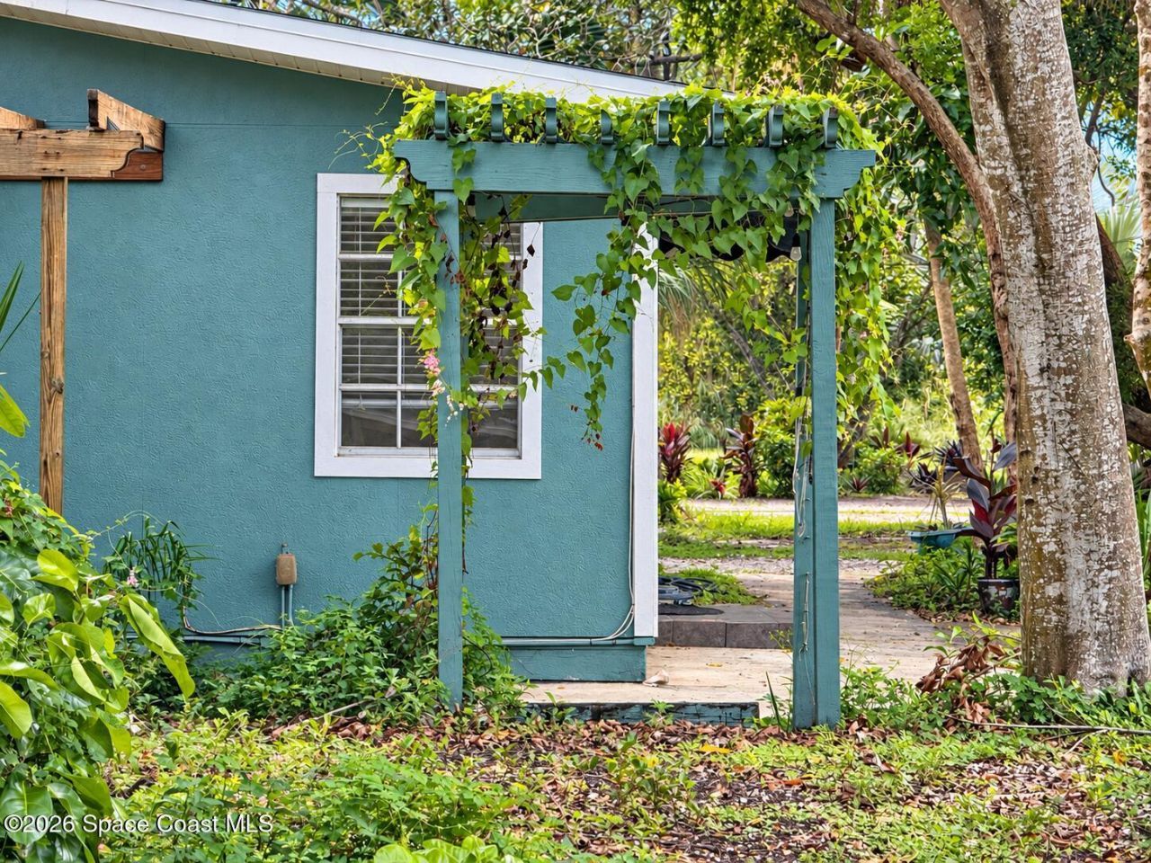 6890 Ward Parkway, Melbourne Village, FL 32904 Photo