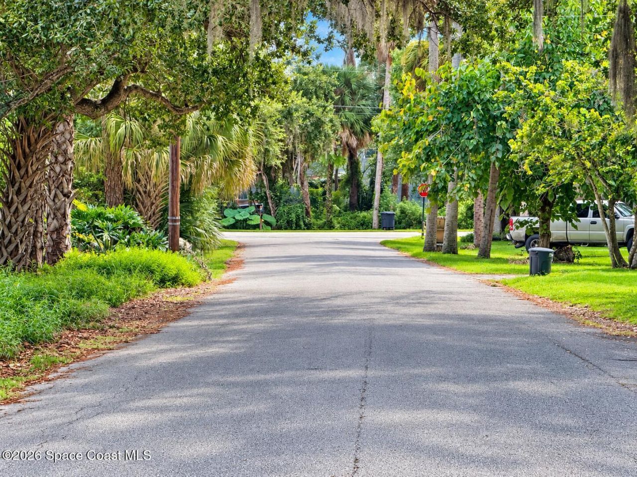 6890 Ward Parkway , Melbourne Village, FL 32904 Photo