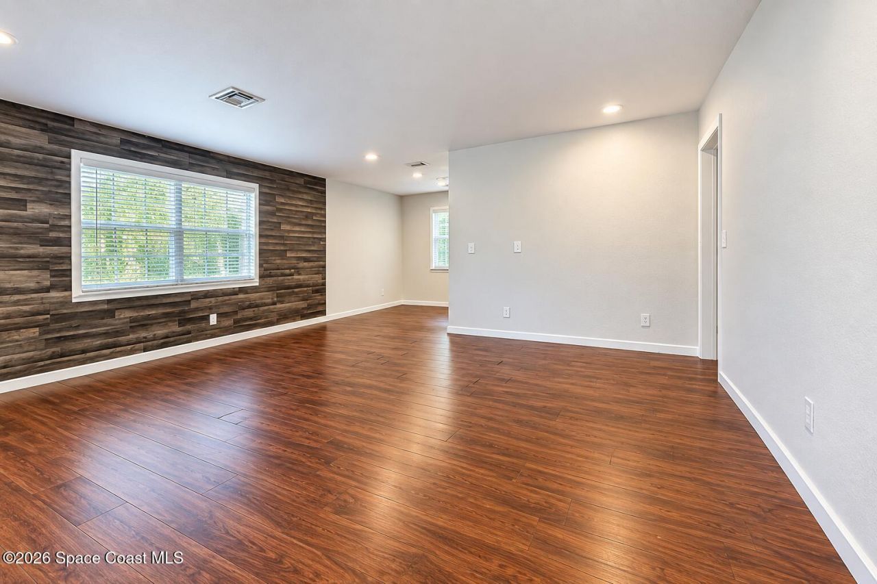 6890 Ward Parkway , Melbourne Village, FL 32904 Photo