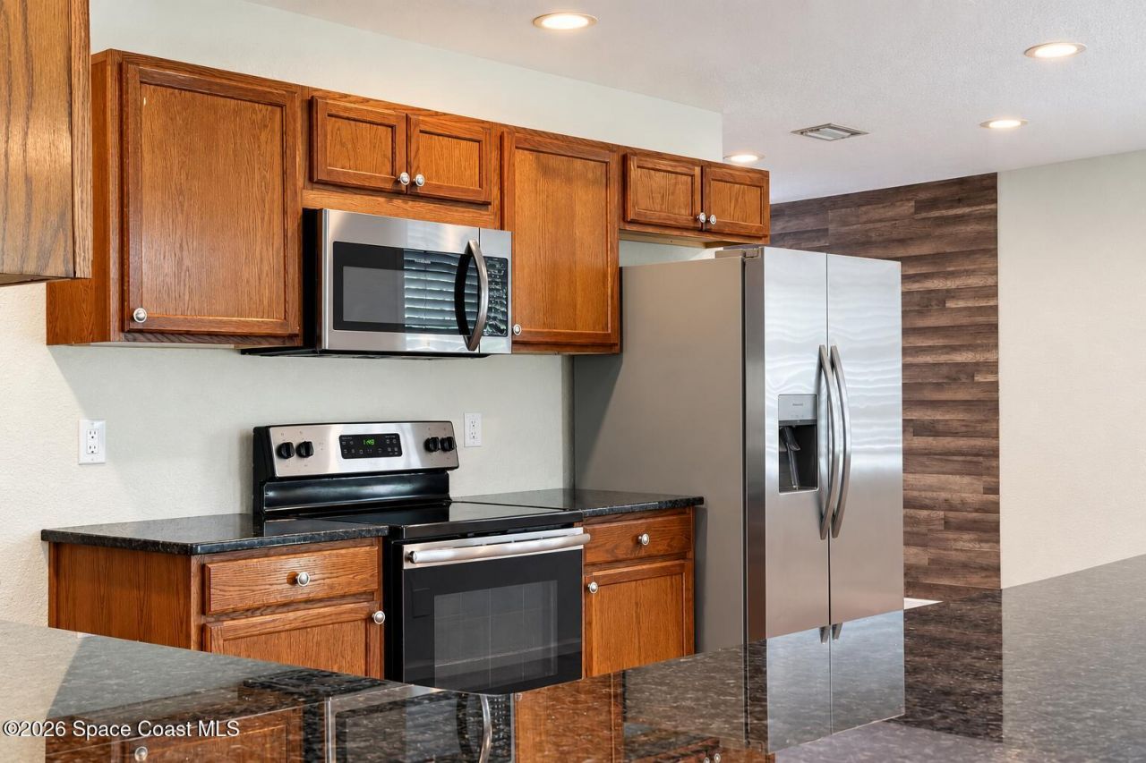 6890 Ward Parkway , Melbourne Village, FL 32904 Photo