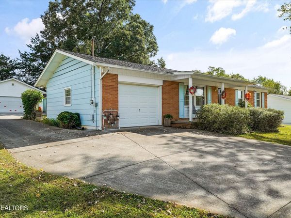 6712 Greenbrook Drive, Knoxville, TN 37931