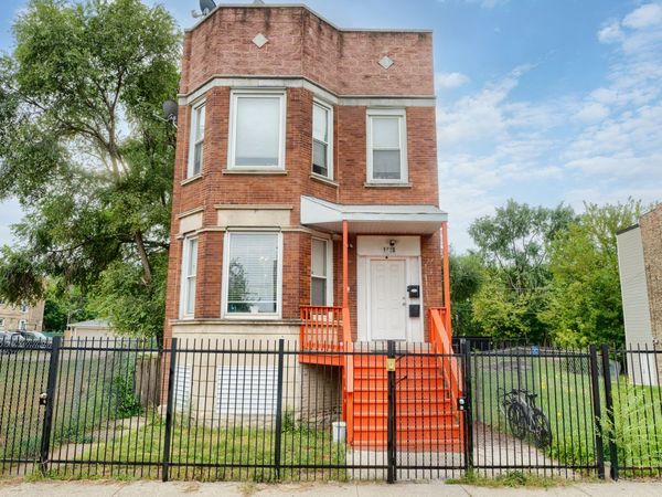 1428 S Sawyer Avenue , Chicago, IL 60623