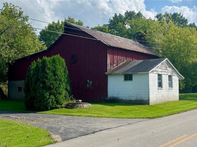 1076 Garrett Road, Jefferson, OH 44047 Photo 8
